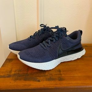 Nike Men’s React Infinity